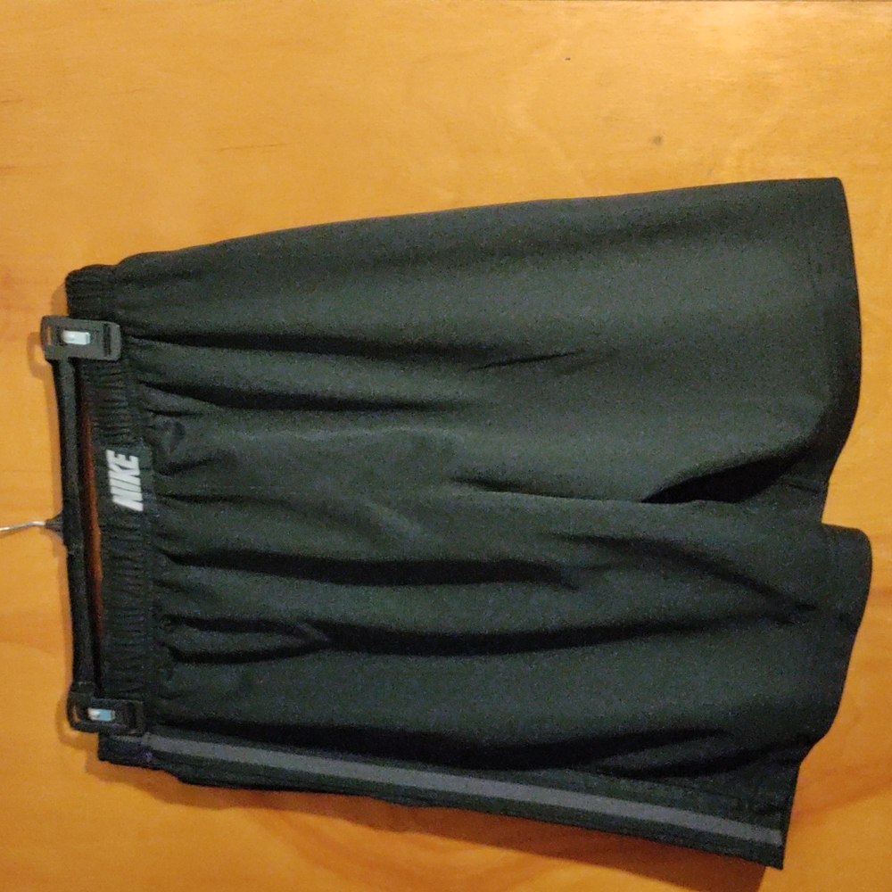 ✨Nike men's size medium black shorts